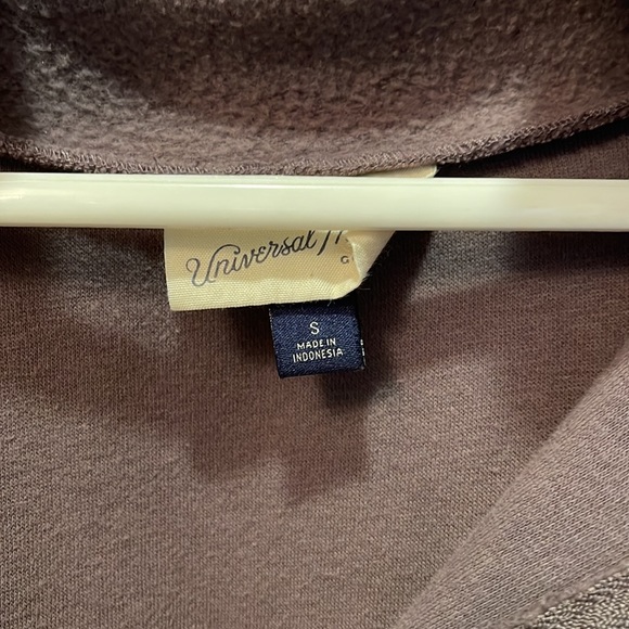Universal thread brown zip up - Picture 2 of 2